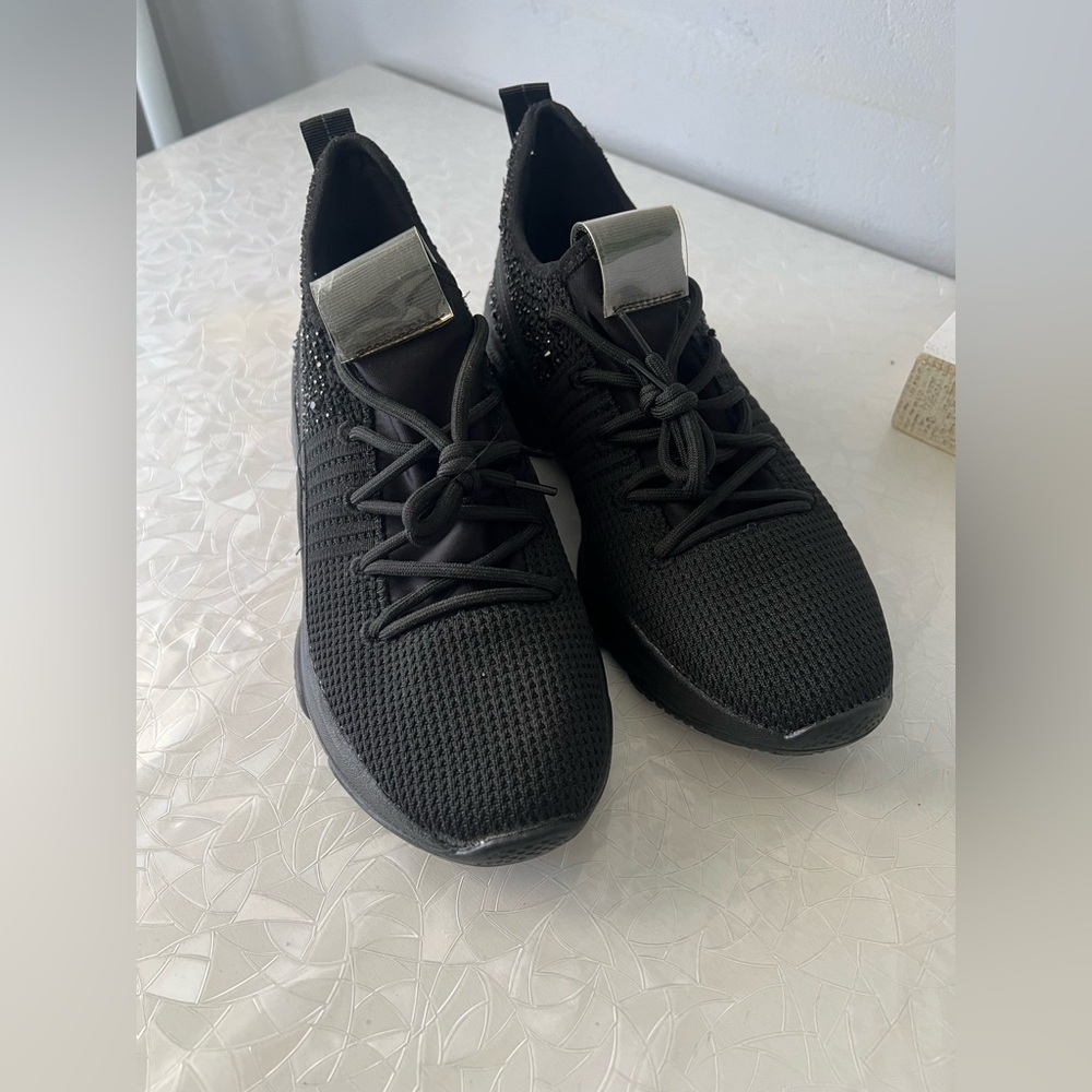Madden Girl Shimmer Bling Chunky Sneaker size 8